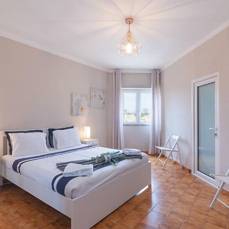 ポルティマンPatio Da Rocha - Silhueta Citadinaアパートメント エクステリア 写真